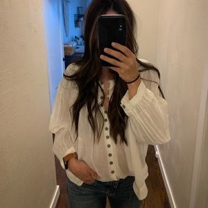 We the free cool meadow top